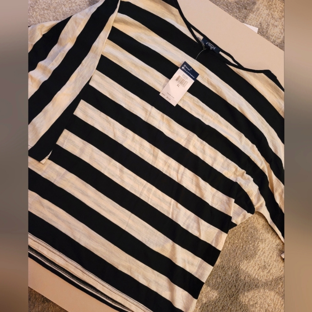 Chaps T-shirt